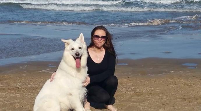 La fondatrice de Pile-Poil avec son chien